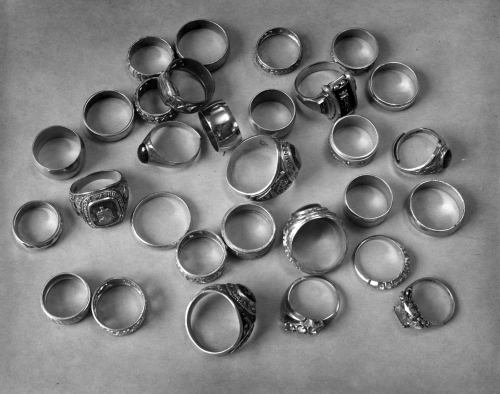 42-855 (click for large image)